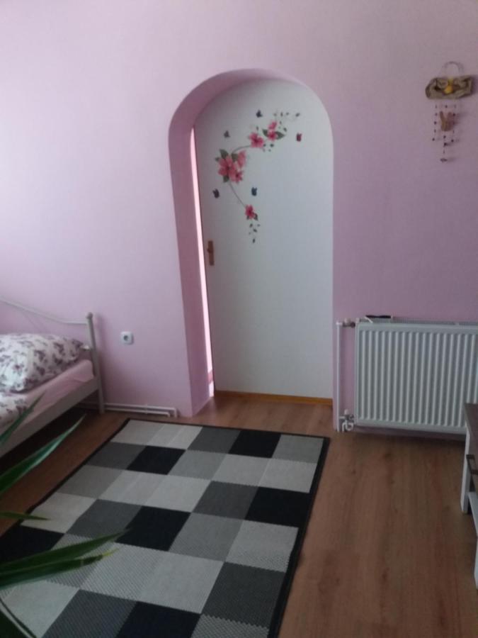 Apartment Tunel Hrusica  Ngoại thất bức ảnh